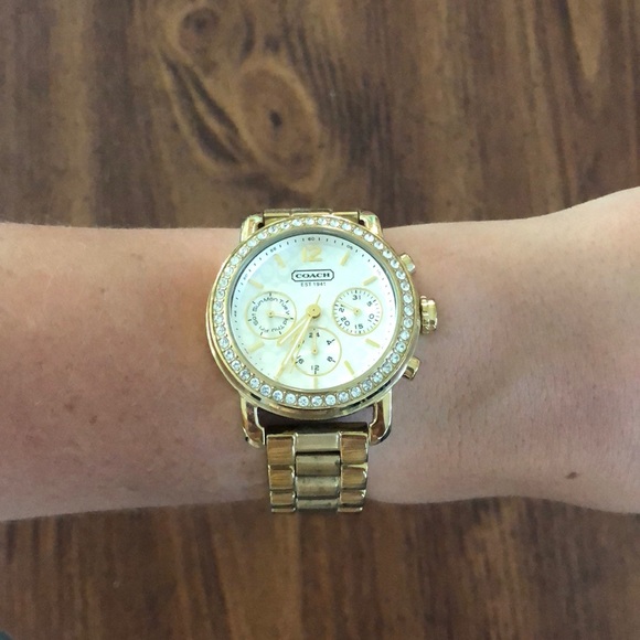Coach Watch - Picture 4 of 4
